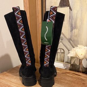 FARM Rio Black Winter Boots with Multicolor Pattern